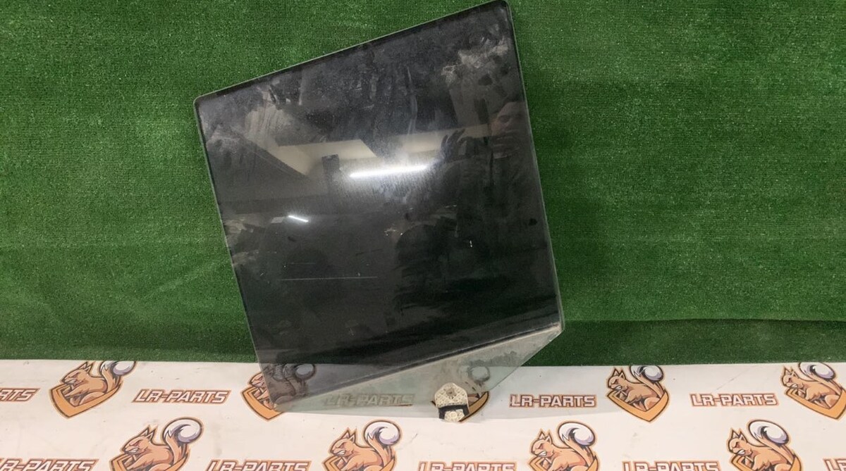 LR041902 Door glass. rear right Land Rover Discovery 4 L319 (2009-2016) used